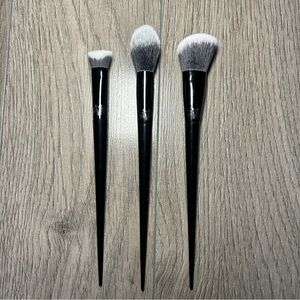 Kat Von D Beauty Brushes Set of 3 - 40 Concealer, 4 Highlighter, 2 Contour KVD